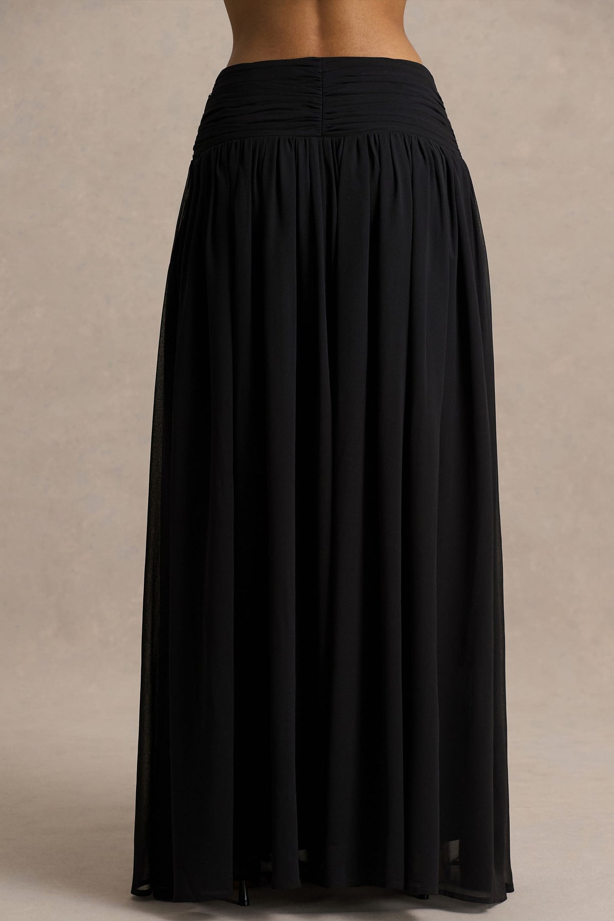 Spencer | Falda Larga Plisada en Chifón Color Negro