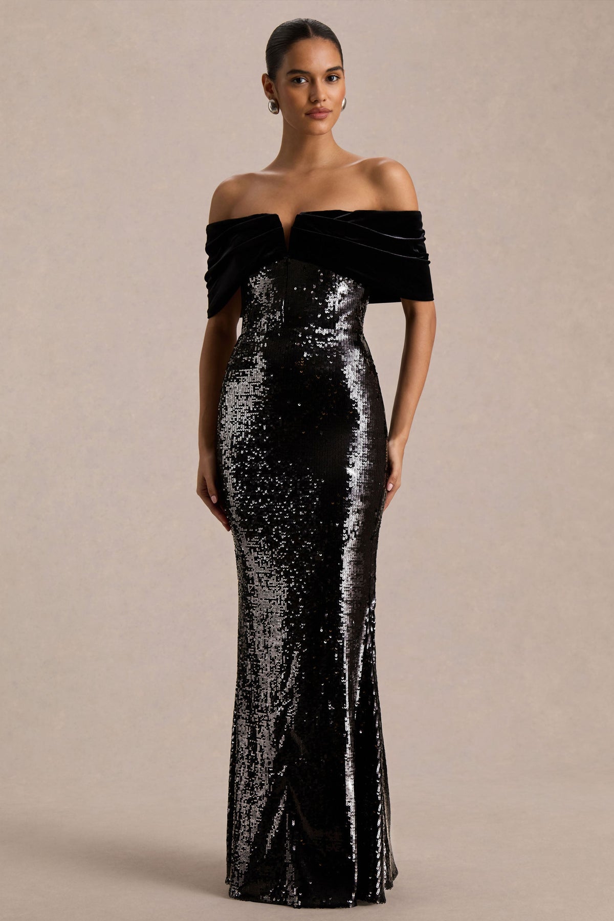 Bex | Vestido Largo de Lentejuelas Negro con Escote Bardot