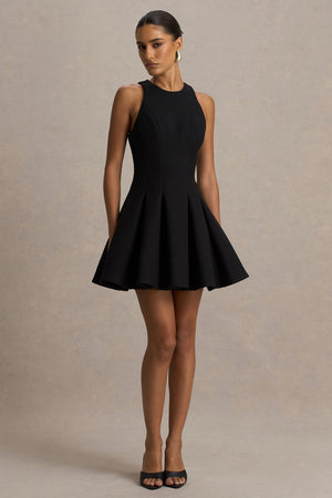 Leilani | Vestido Corto Negro de Escote Alto con Detalle de Volantes