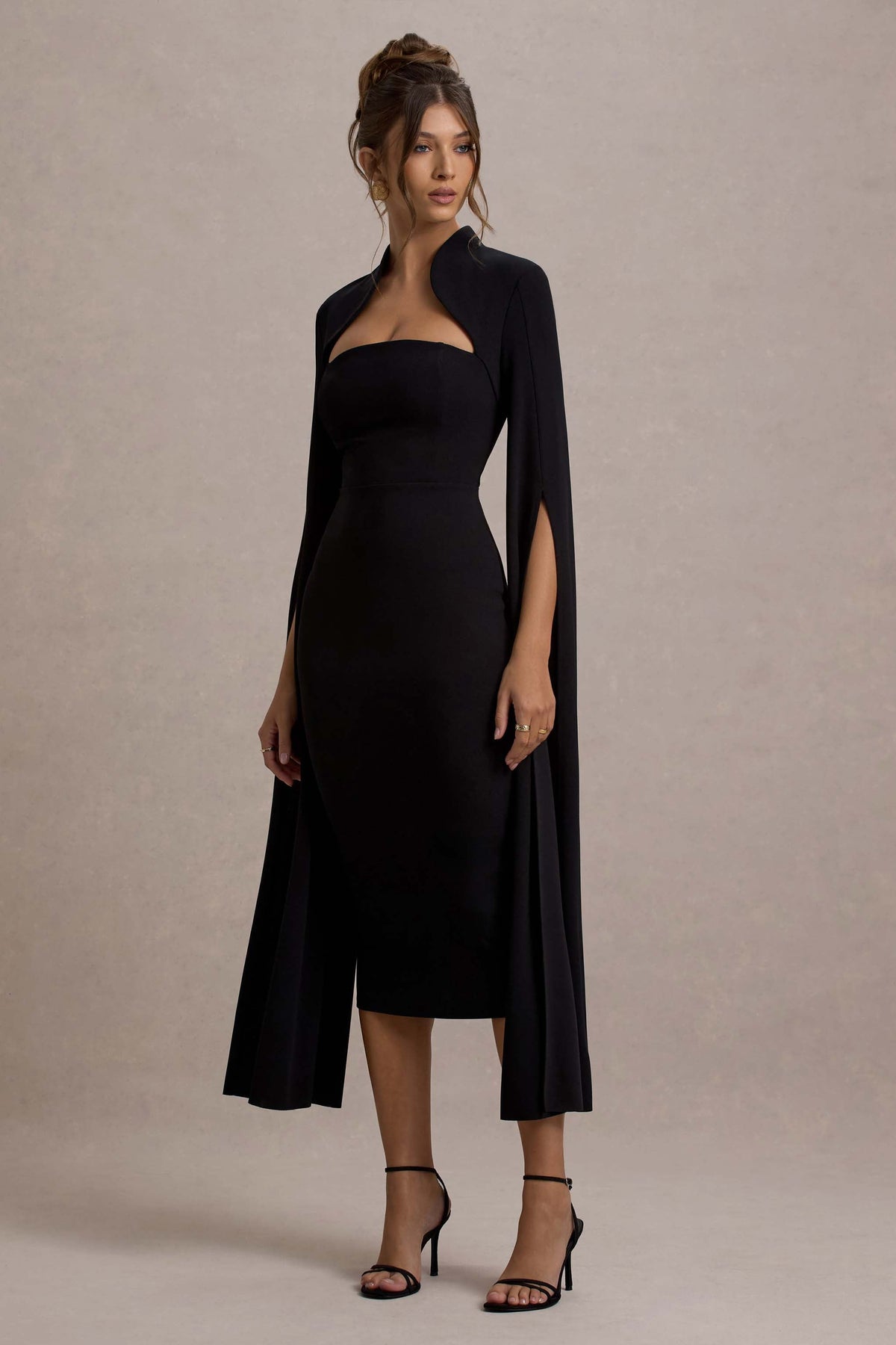 Linden |  Vestido midi ajustado al cuerpo con mangas en color negro