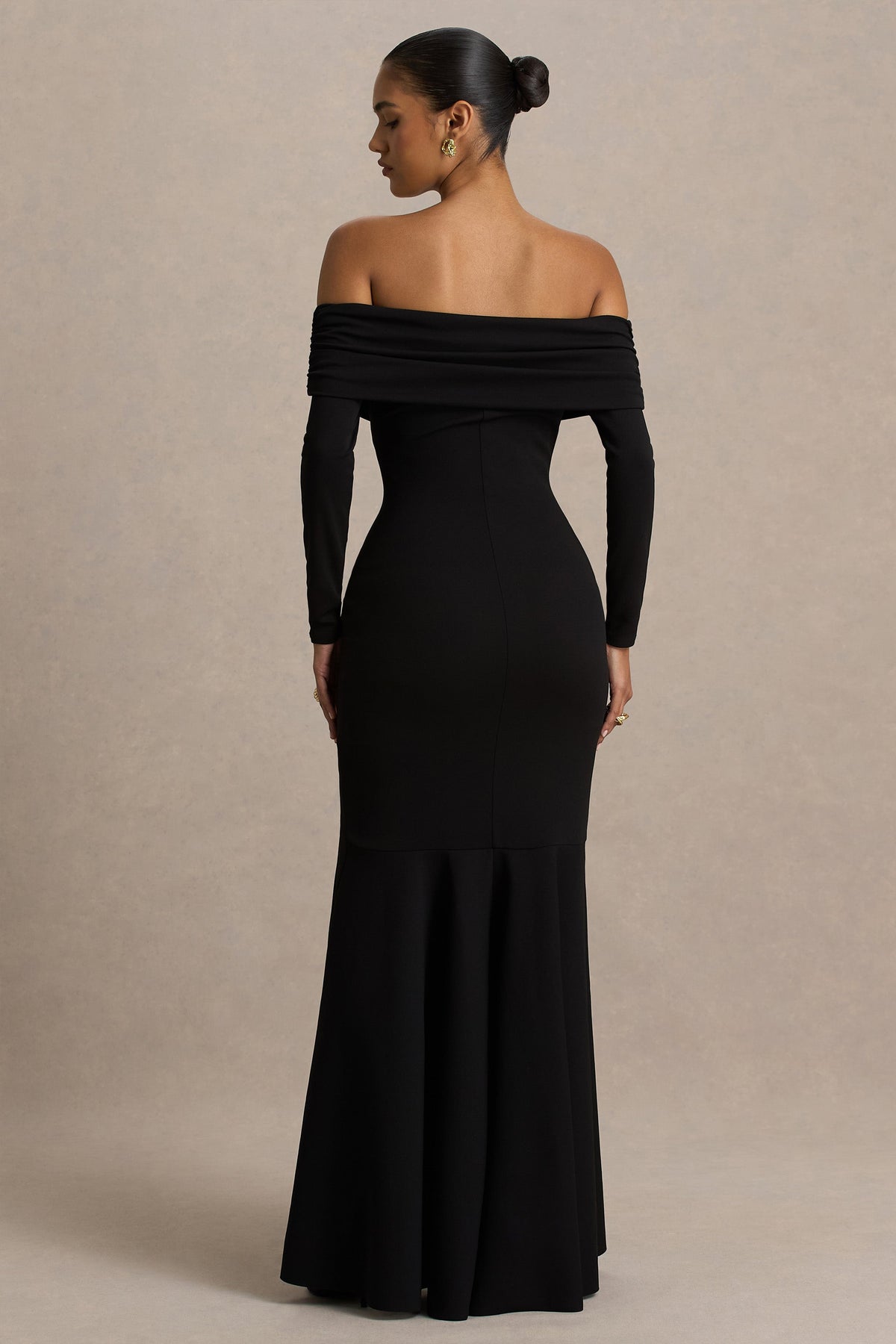 Everlasting | Vestido Largo Negro de Escote Bardot con Cintura Caída