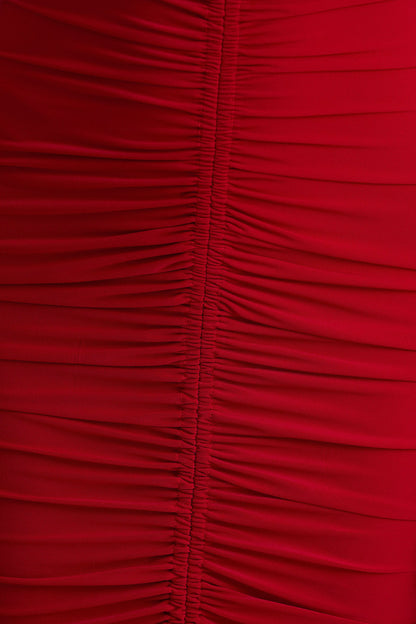 Jewel | Vestido Largo Rojo con Escote Pronunciado Abertura Frontal y Detalles Fruncidos