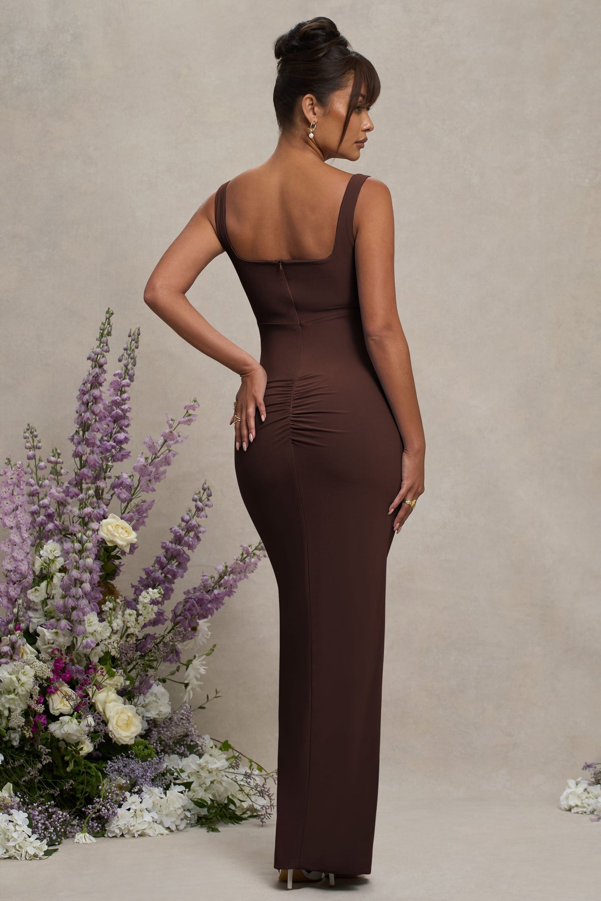 Avril | Vestido Largo de Maternidad Marrón con Escote Cuadrado y Abertura