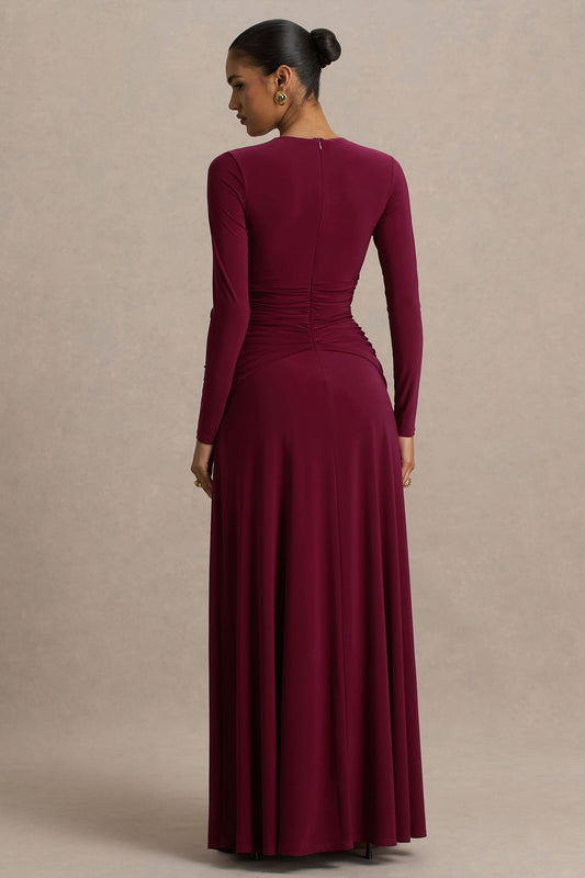 Estrella | Vestido Largo en tono berry con cuello alto y detalle fruncido