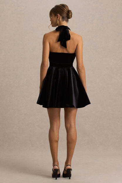 Mirage | Vestido Corto de Terciopelo Negro con Escote Halter y Falda Skater