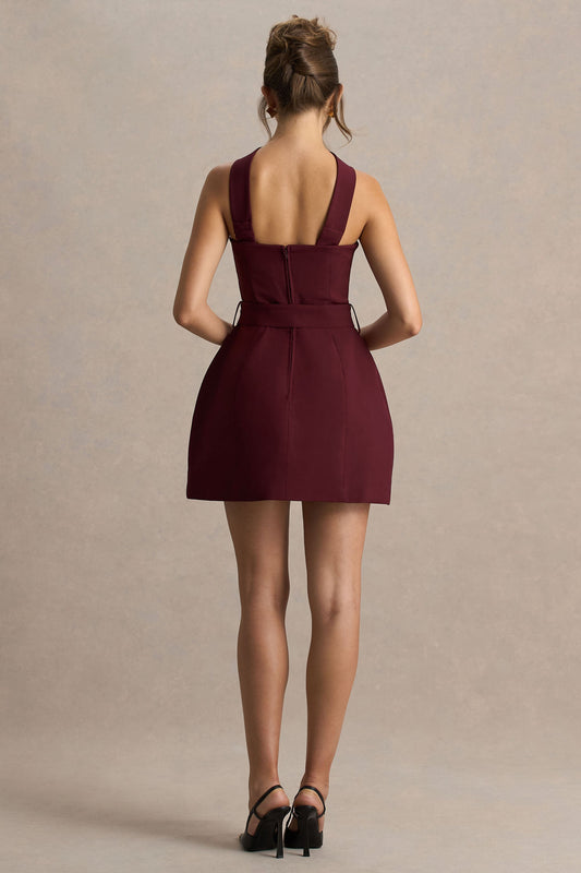 Timberly | Vestido corto en  burdeos de cuello alto y corte entallado