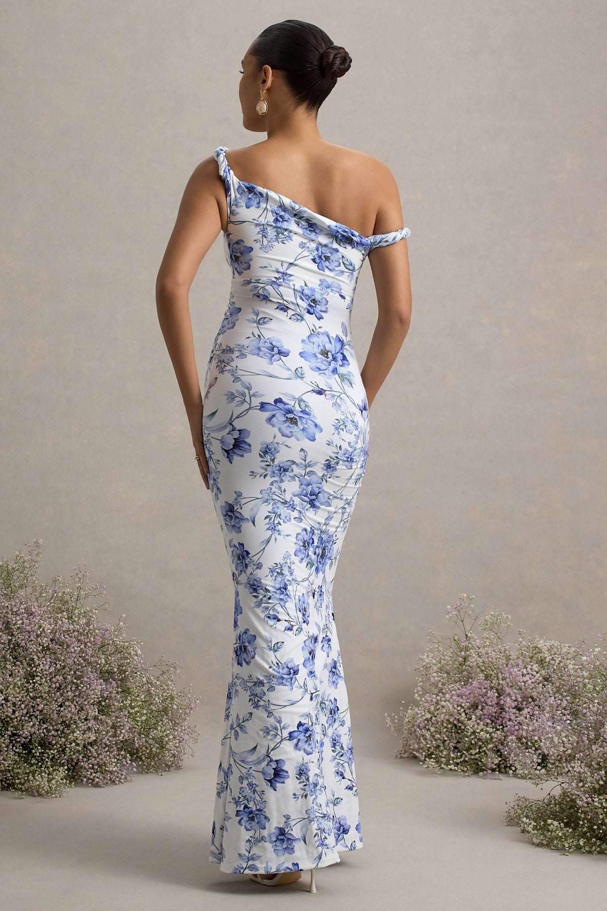 Lita | Vestido largo de Maternidad Floral Azul con Escote Asimétrico Torcido