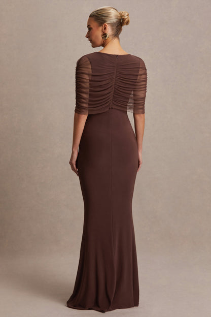 Zaria | Vestido Largo Marrón con Escote Redondo y Capa Superpuesta