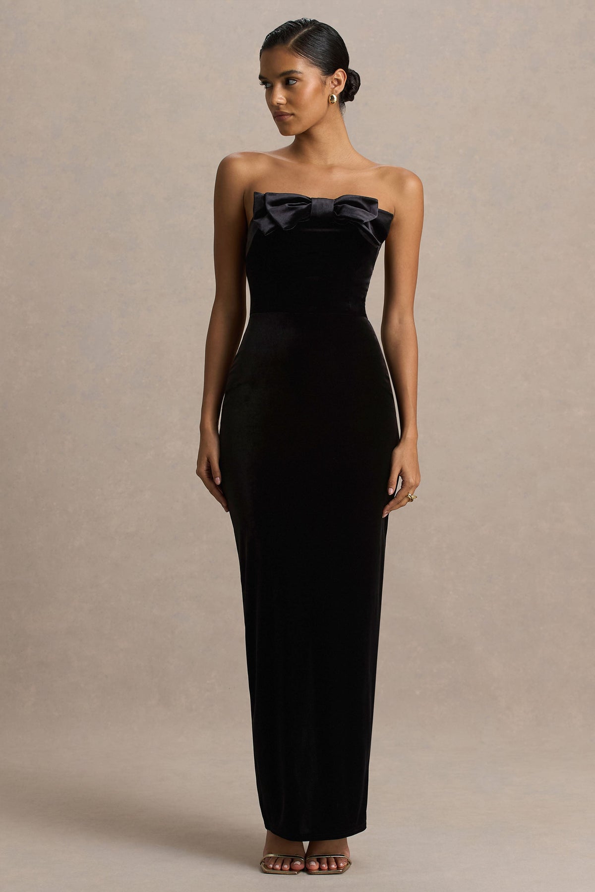Illusion | Vestido Largo Negro De Terciopelo Palabra De Honor Con Lazo