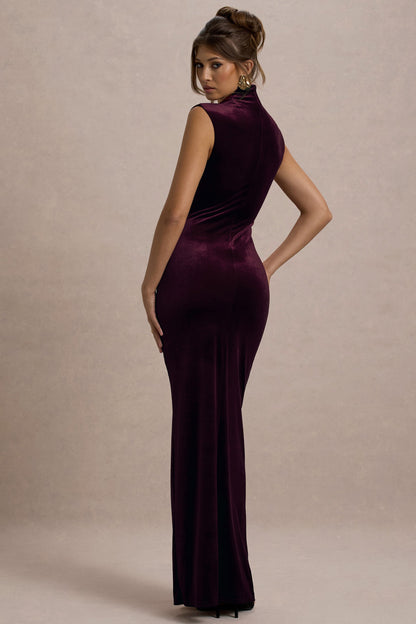 Abilene | Vestido largo de terciopelo en color burdeos, de cuello alto y abertura lateral