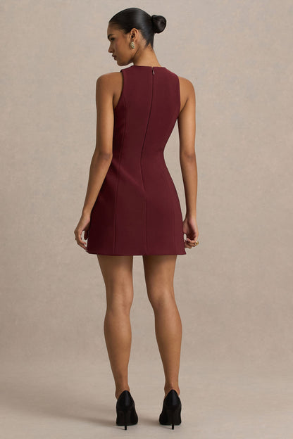 Belony | Vestido corto en color ciruela oscuro con cuello redondo y detalles de botones